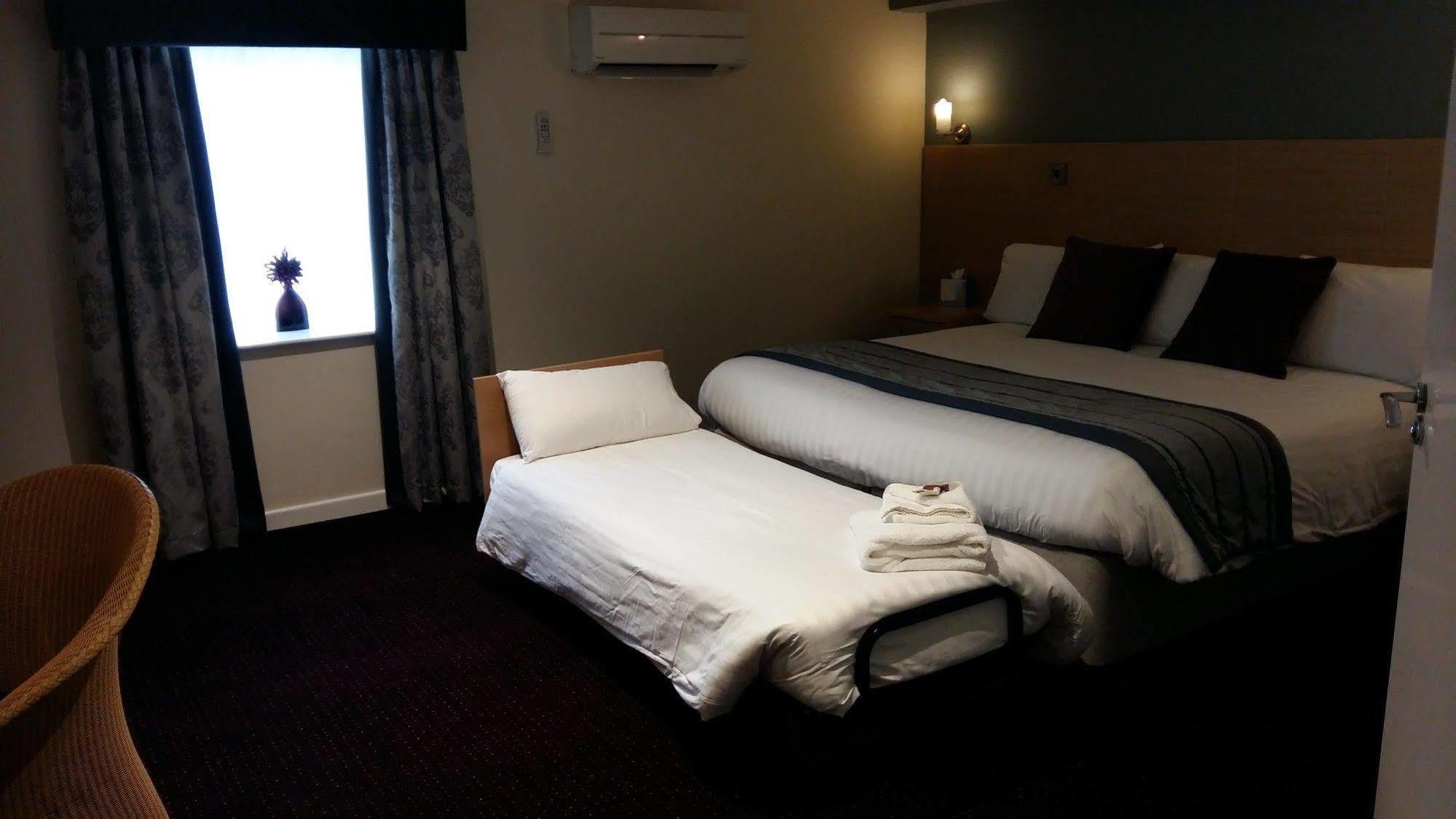 Waterfront Hotel 布里格豪斯 外观 照片